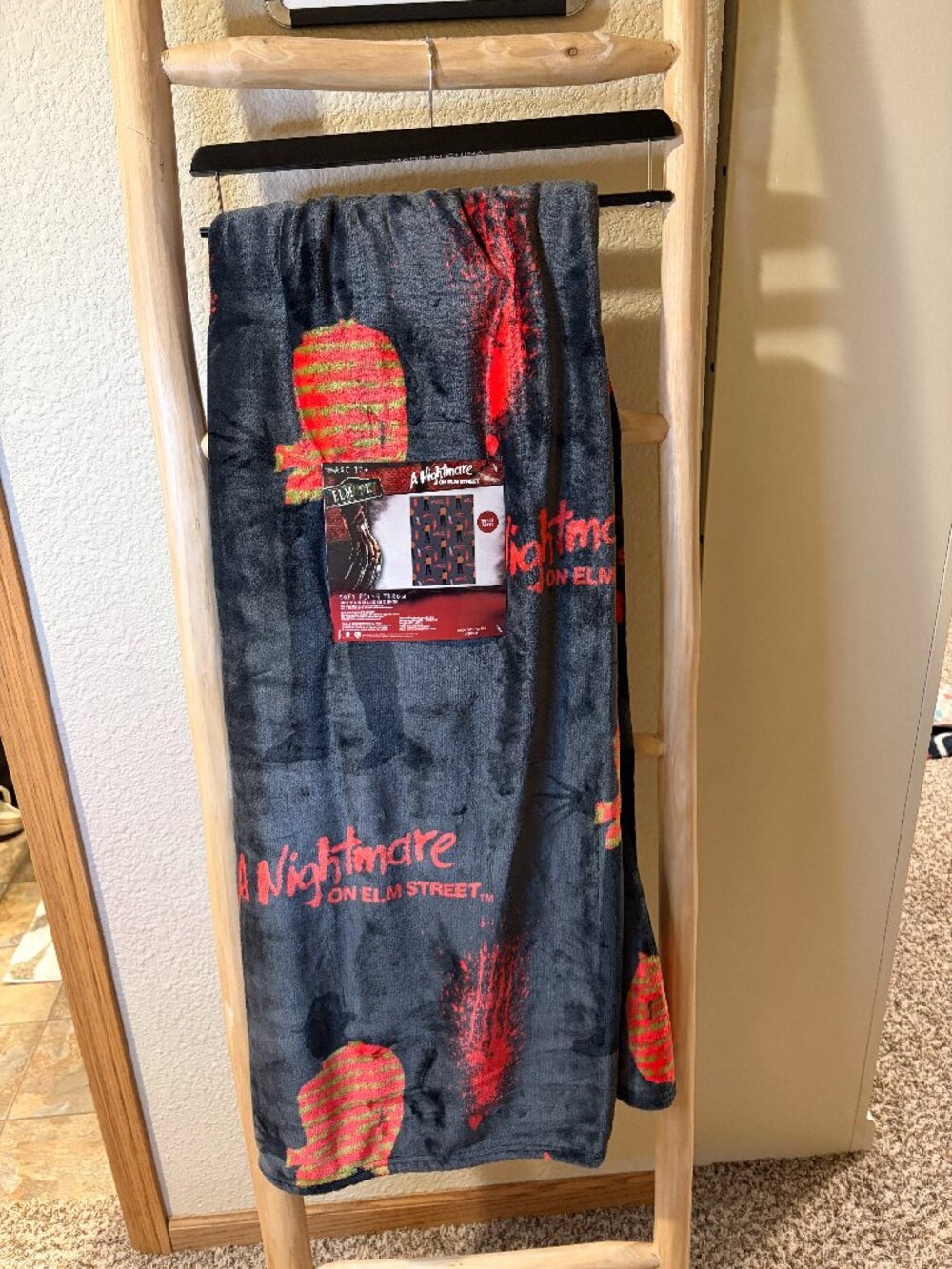 A Nightmare on Elm Street Freddy Krueger Plush Throw Blanket 50x70 NWT